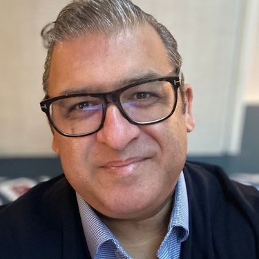 Dr Asif Qasim