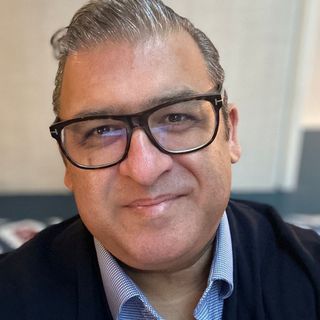 Dr Asif Qasim